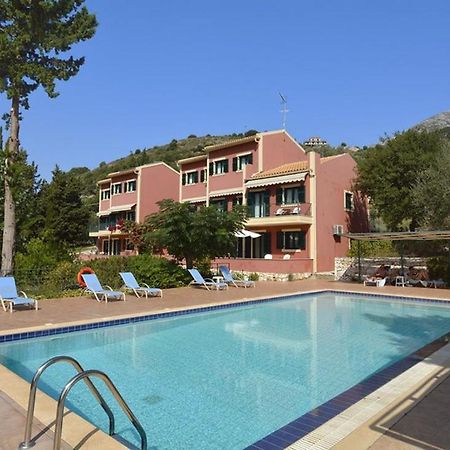 Vivi'S Apartments Agia Efimia Eksteriør billede